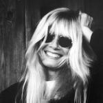 artist image Kim Carnes Bette Davis Eyes (Radio Edit) Essential: Kim Carnes